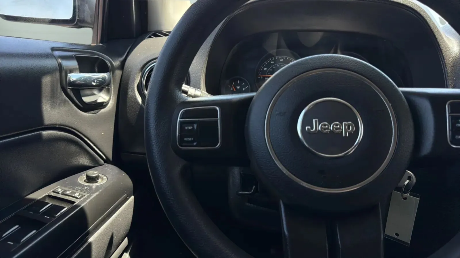 Jeep Compass photo 27