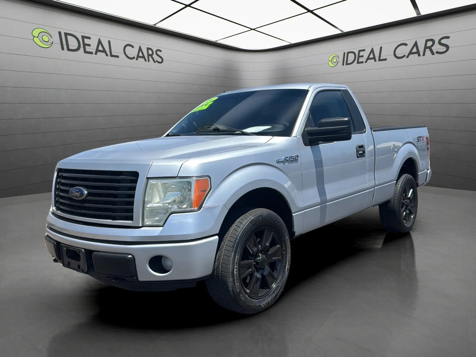 2014 Ford F-150 STX 4x4 Regular Cab 126-in's photo
