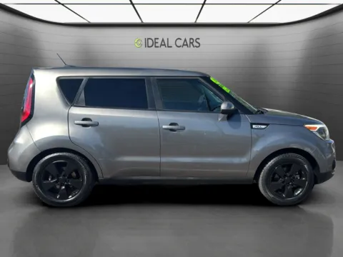 More photos of 2018 Kia Soul at Ideal Cars - Main Street, AZ