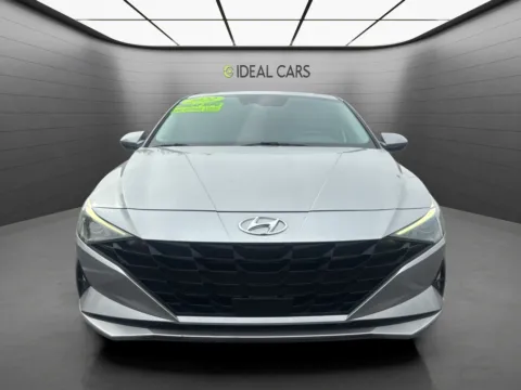 Photos of 2022 Hyundai ELANTRA SEL for sale in Mesa, AZ at Ideal Cars - at Gilbert Rd