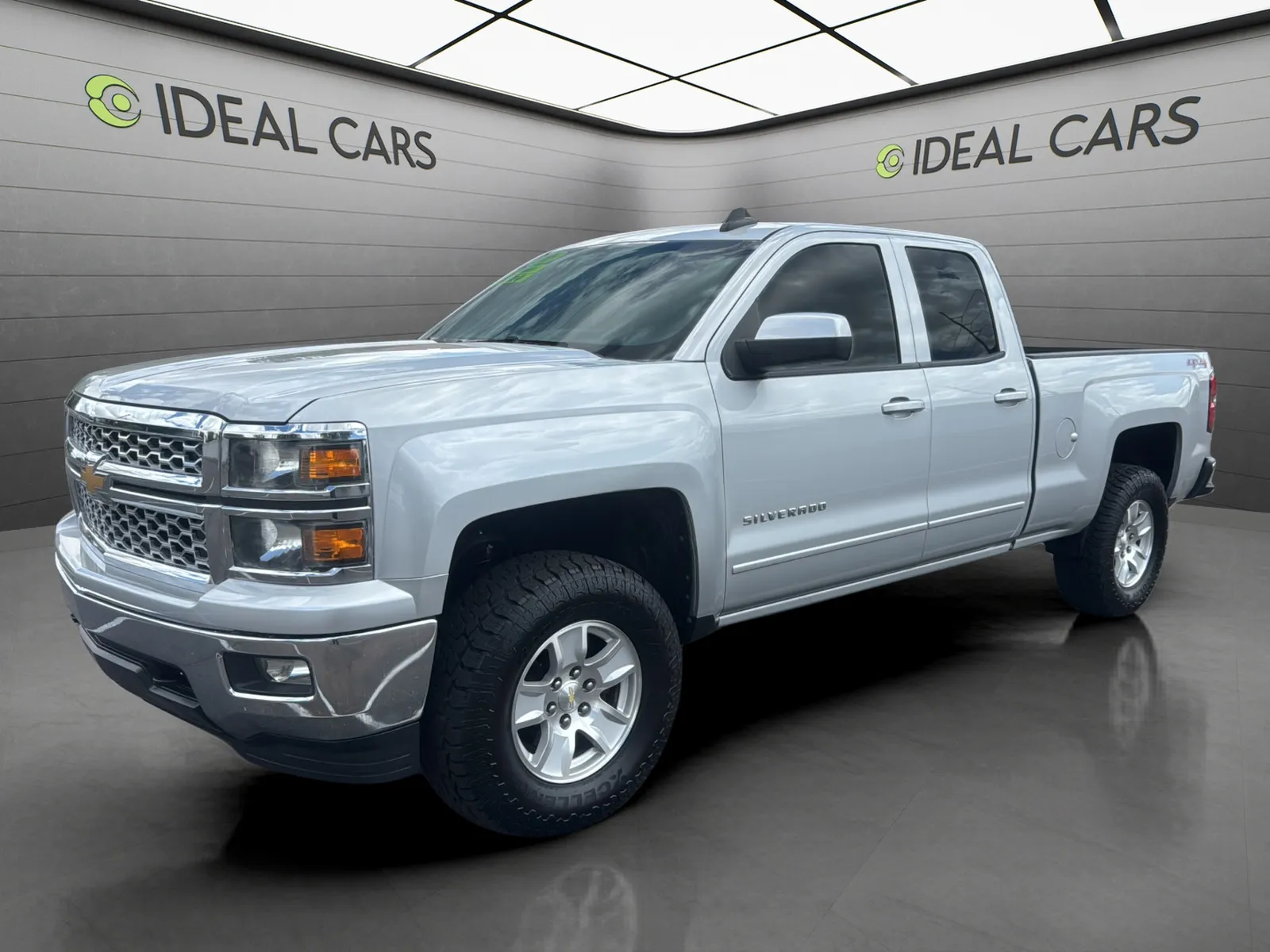 Silver 2015 Chevrolet Silverado 1500 LT for sale in Mesa, AZ