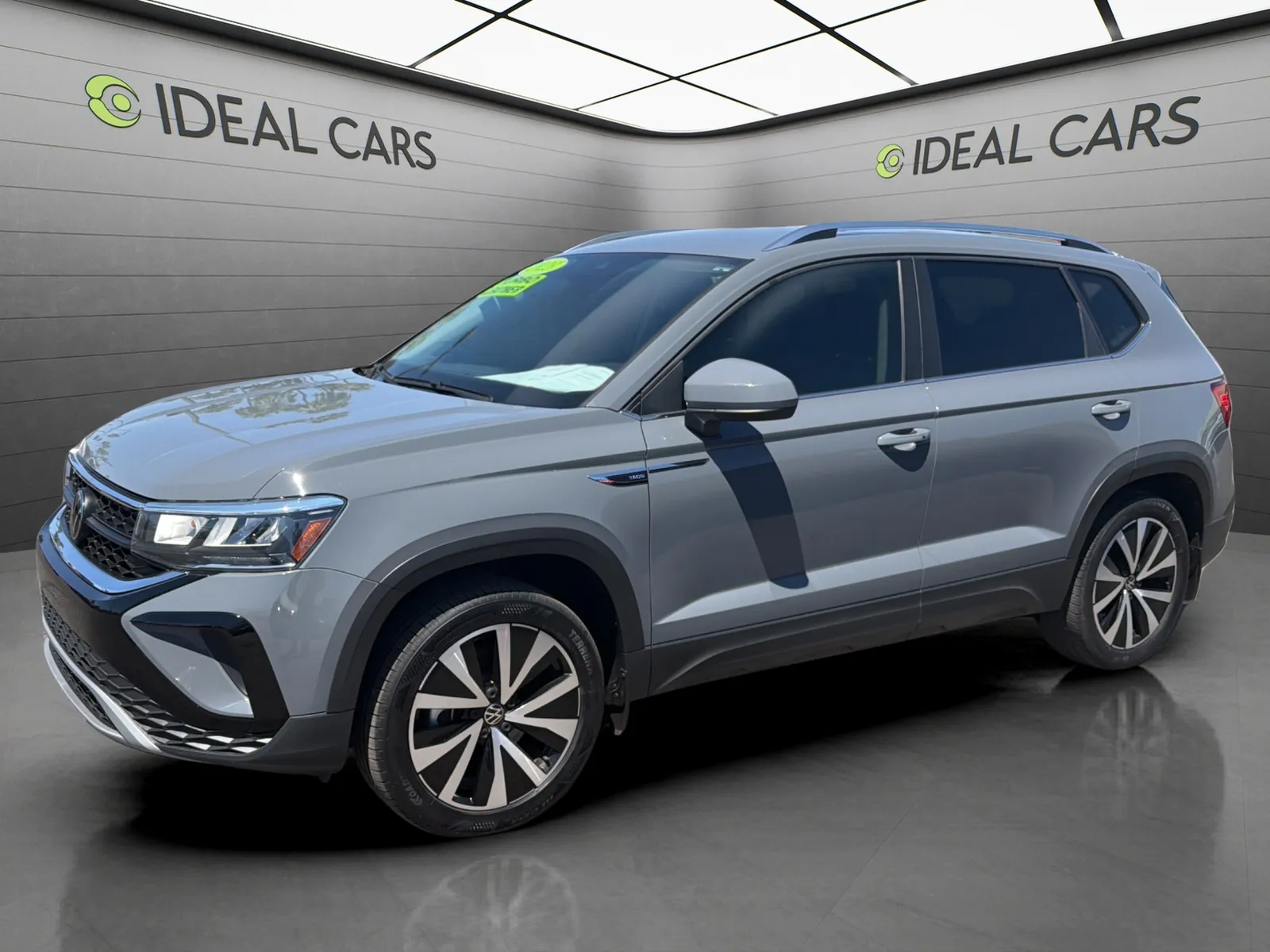 Gray 2023 Volkswagen Taos SE 4Motion for sale in Mesa, AZ