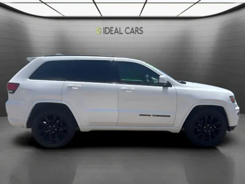 More photos of 2018 Jeep Grand Cherokee Laredo at Ideal Cars - Main Street, AZ