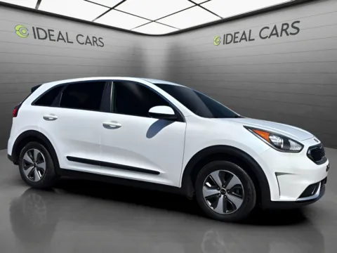 Another view of 2017 Kia Niro FE for sale in Mesa, AZ at Ideal Cars - Main Street