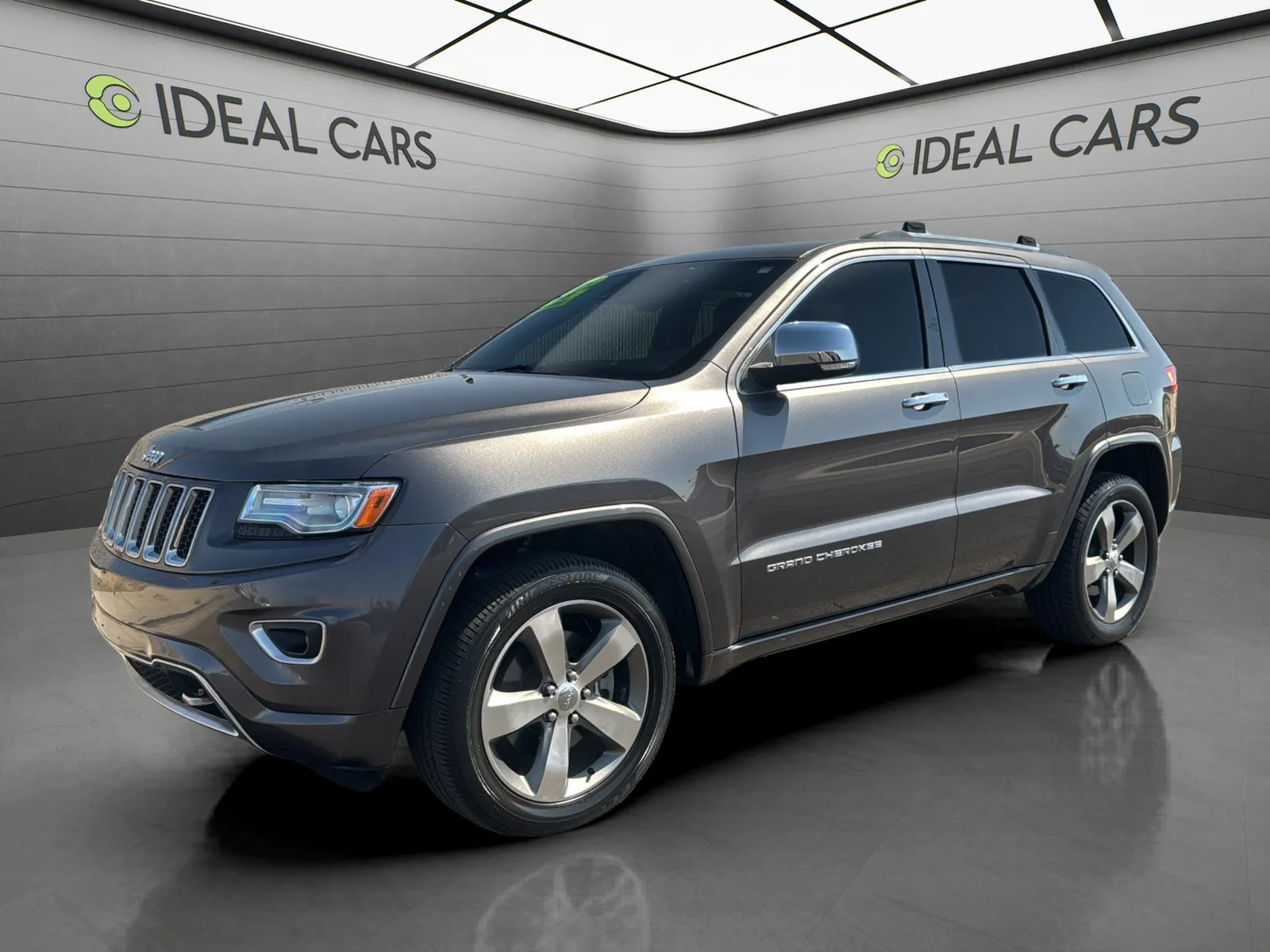 2014 Jeep Grand Cherokee Overland 4WD's photo