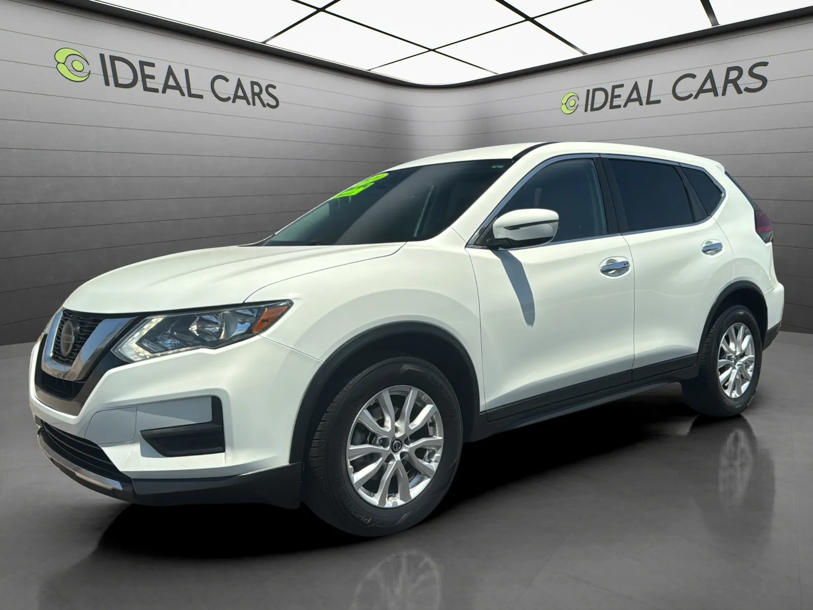 2020 Nissan Rogue SV FWD's photo