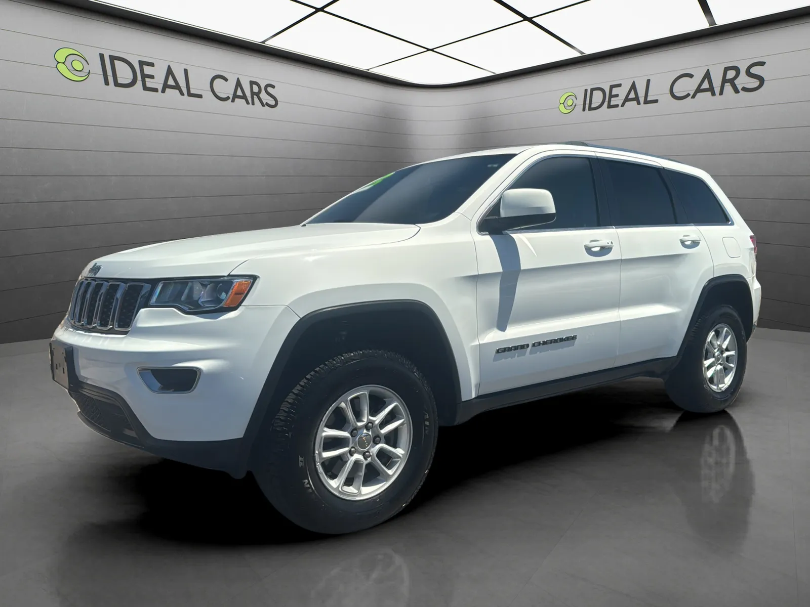 2020 Jeep Grand Cherokee Laredo E's photo