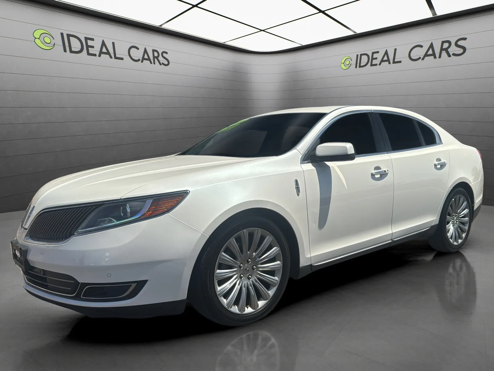 2014 Lincoln MKS FWD's photo