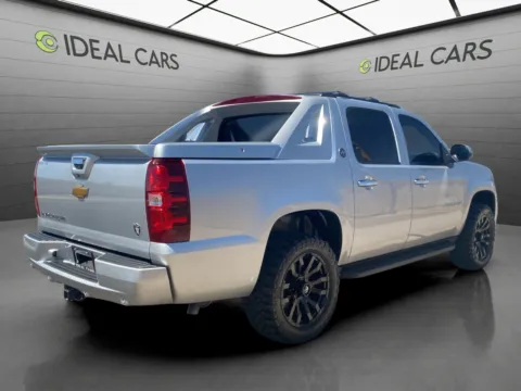 More photos of 2013 Chevrolet Avalanche LS Black Diamond at Ideal Cars - Main Street, AZ
