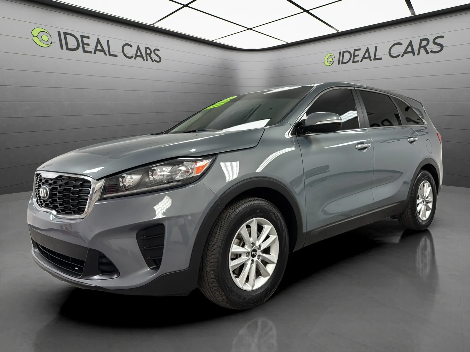 Gray 2020 Kia Sorento L for sale in Mesa, AZ