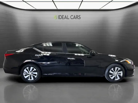 More photos of 2020 Nissan Altima 2.5 S at Ideal Cars - Main Street, AZ