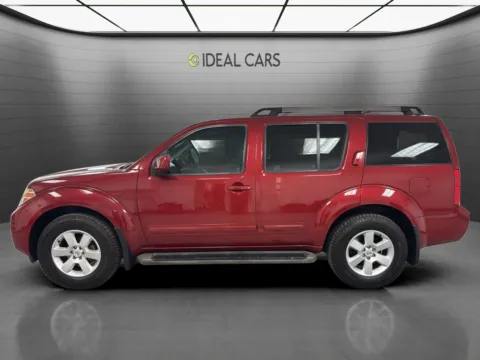 Photos of 2008 Nissan Pathfinder SE for sale in Mesa, AZ at Ideal Cars - Main Street