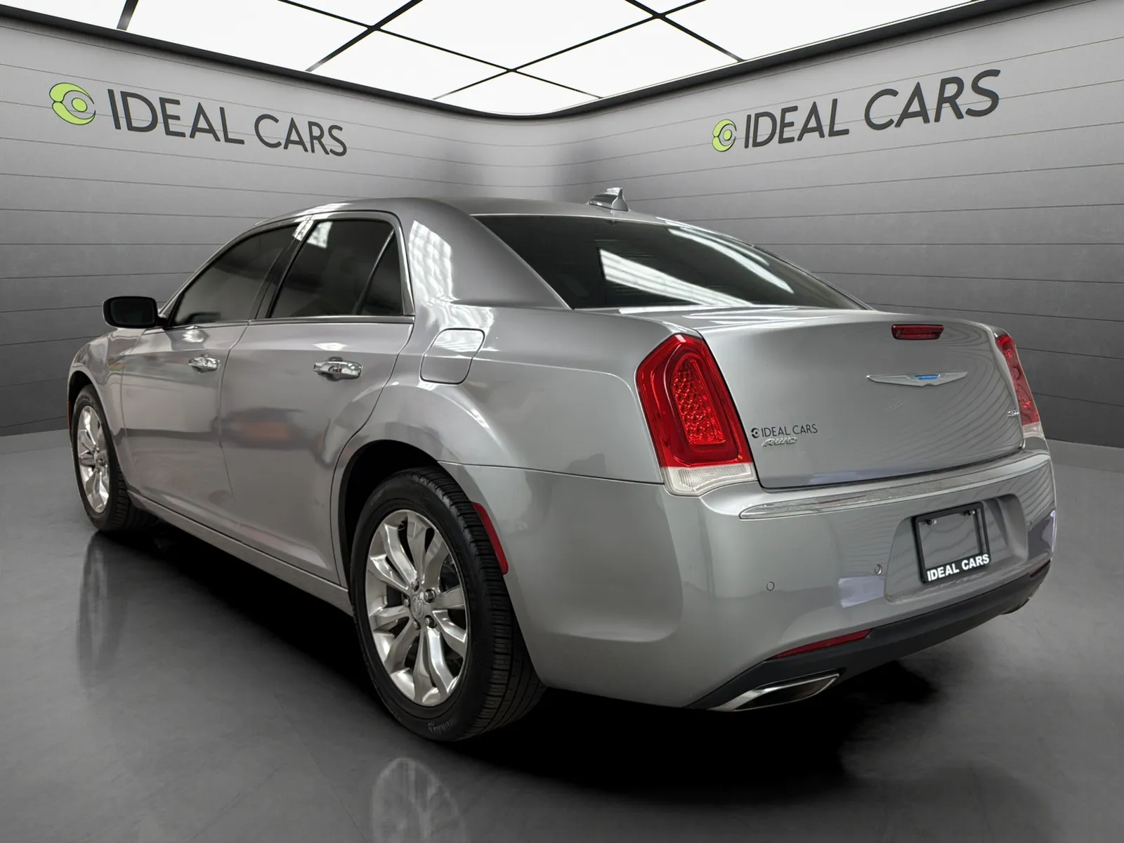 2018 Chrysler 300 Limited AWD's photo