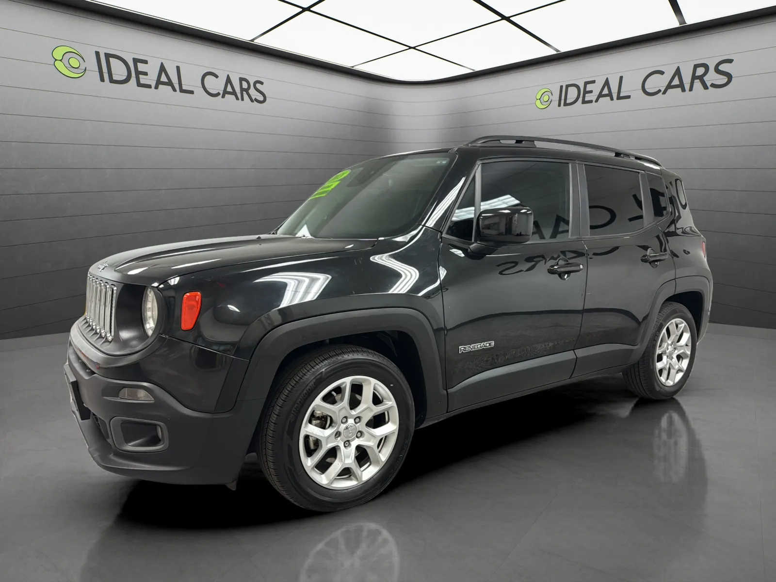 Black 2018 Jeep Renegade Latitude for sale in Mesa, AZ