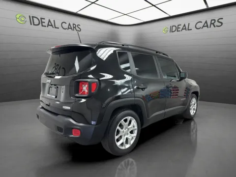 More photos of 2018 Jeep Renegade Latitude at Ideal Cars - Main Street, AZ