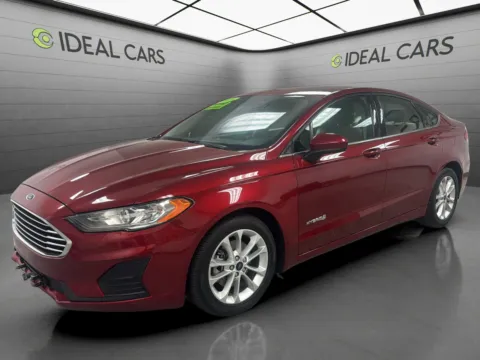 Red 2019 Ford Fusion Hybrid SE for sale in Mesa, AZ