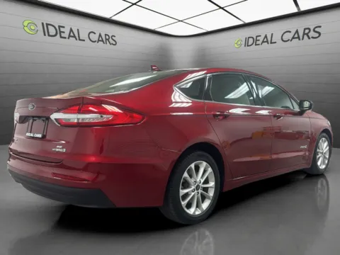More photos of 2019 Ford Fusion Hybrid SE at Ideal Cars - Main Street, AZ
