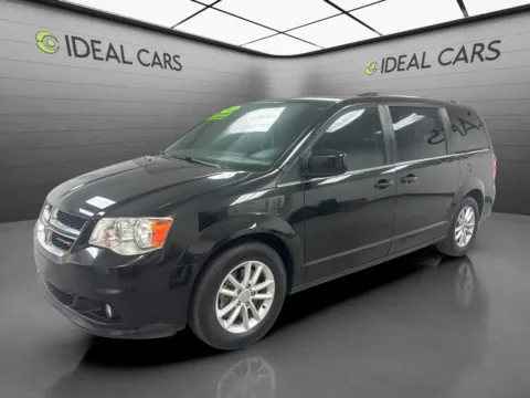 Silver 2019 Dodge Grand Caravan SXT for sale in Mesa, AZ