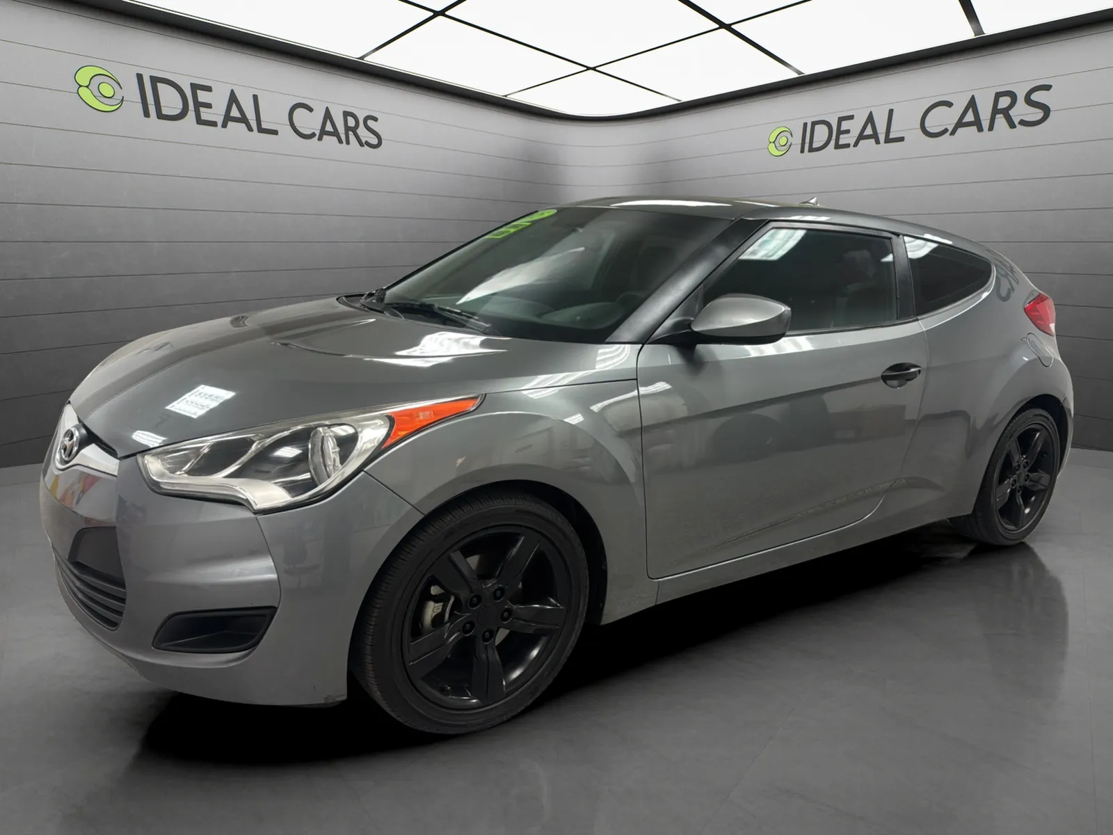 Gray 2015 Hyundai VELOSTER for sale in Mesa, AZ