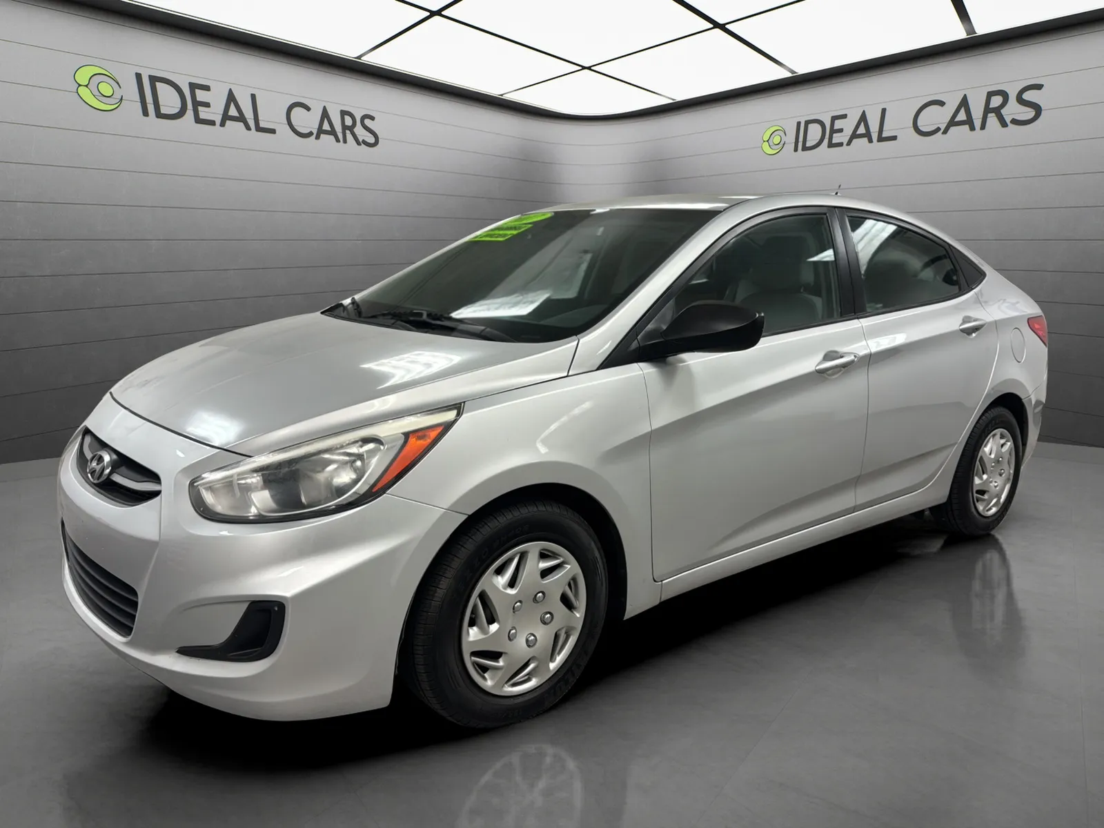 2017 Hyundai Accent SE 4-Door 6-Speed Automatic's photo