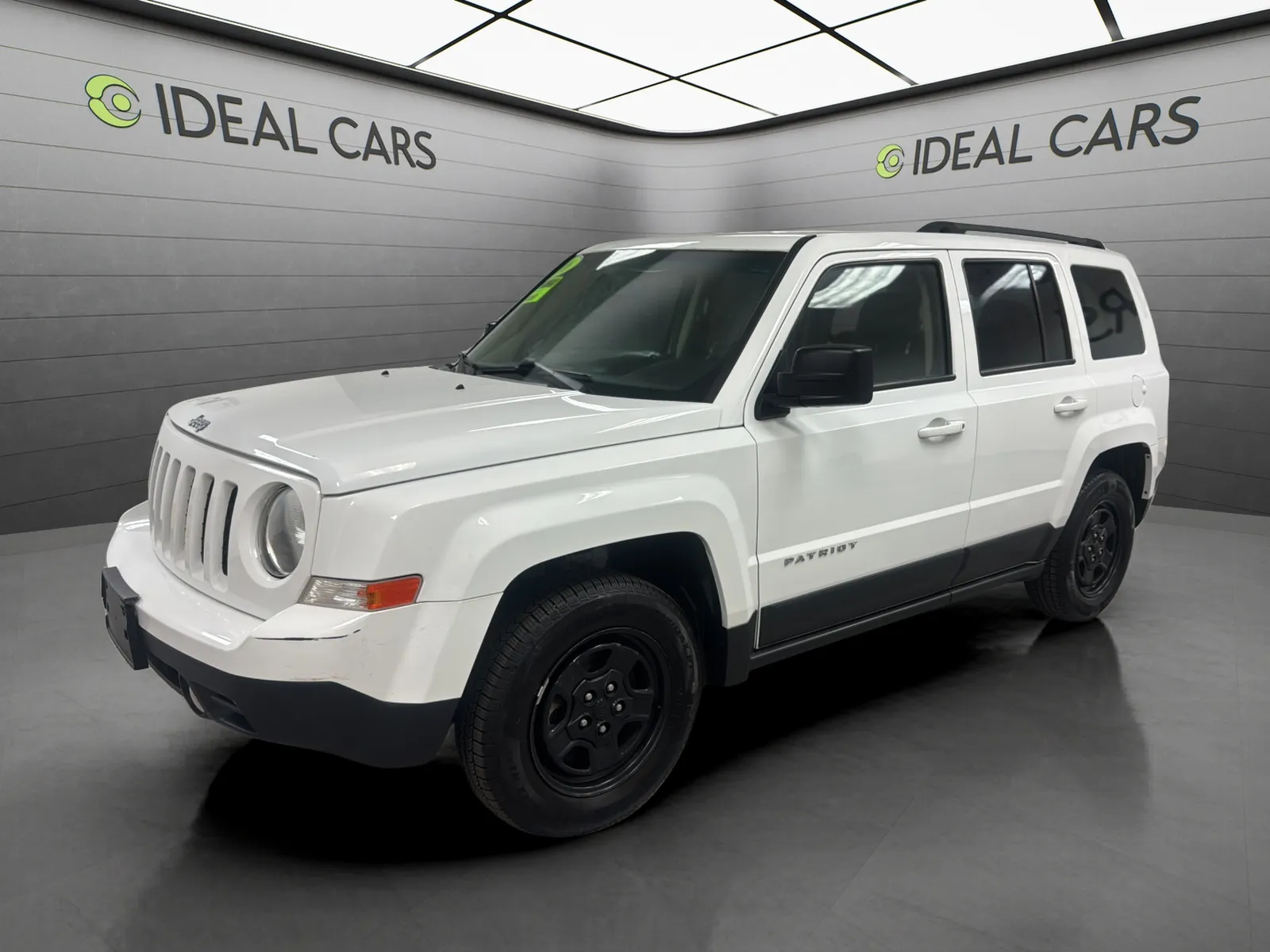 2016 Jeep Patriot Sport's photo