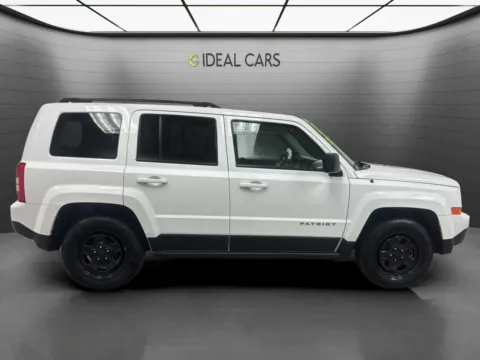 More photos of 2016 Jeep Patriot at Ideal Cars - Main Street, AZ