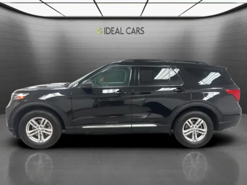 Photos of 2022 Ford Explorer XLT for sale in Mesa, AZ at Ideal Cars - Main Street