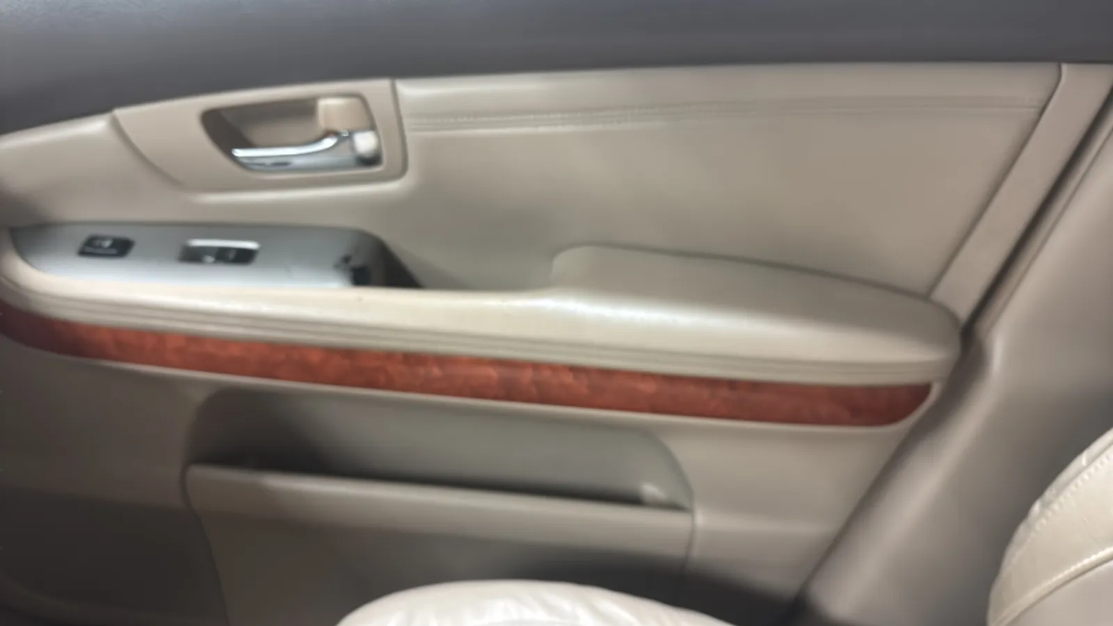 Lexus RX photo 17