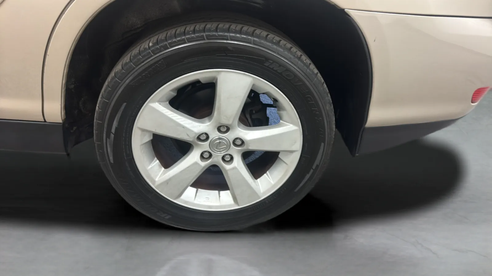 Lexus RX photo 32