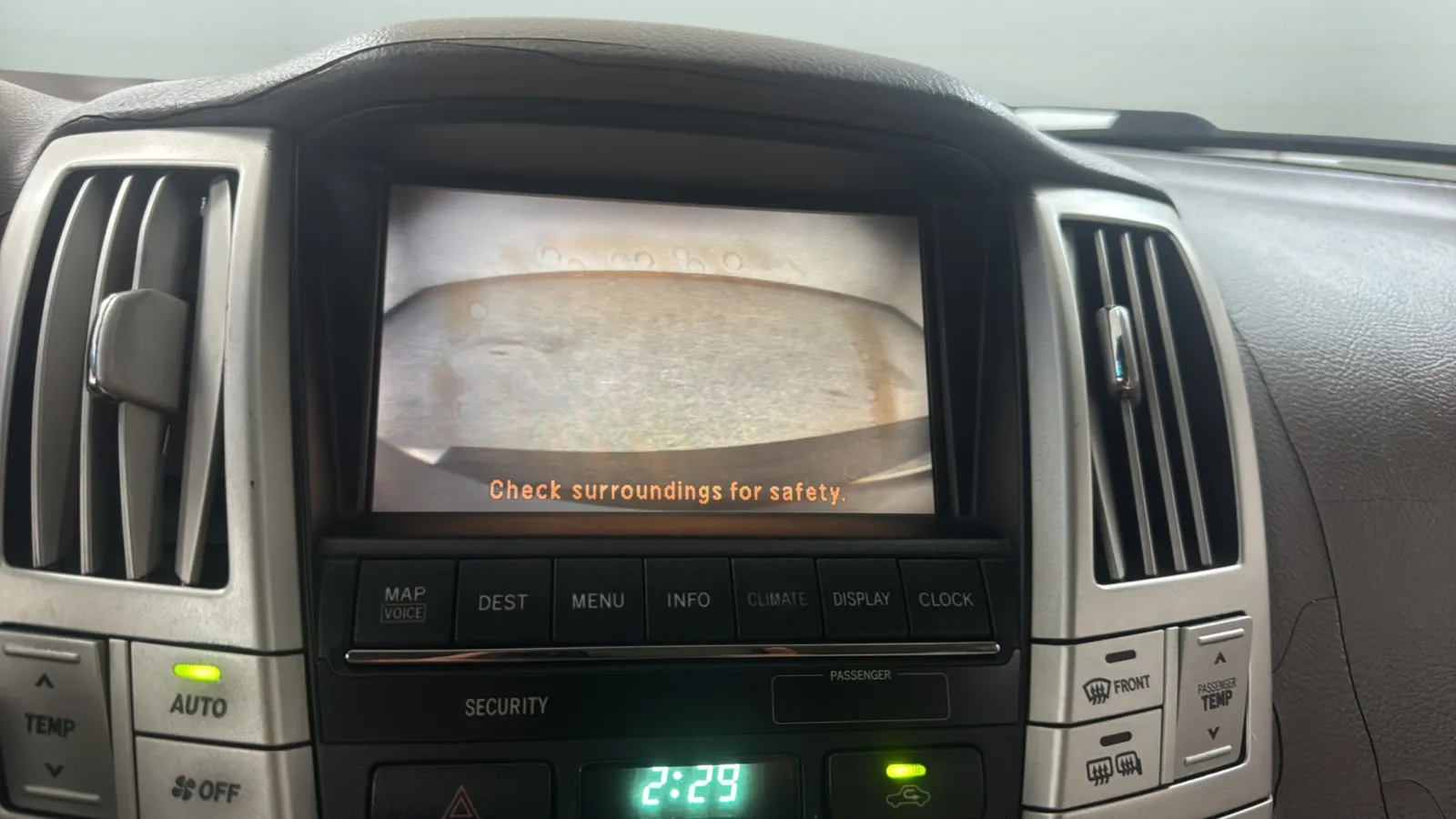 Lexus RX photo 14