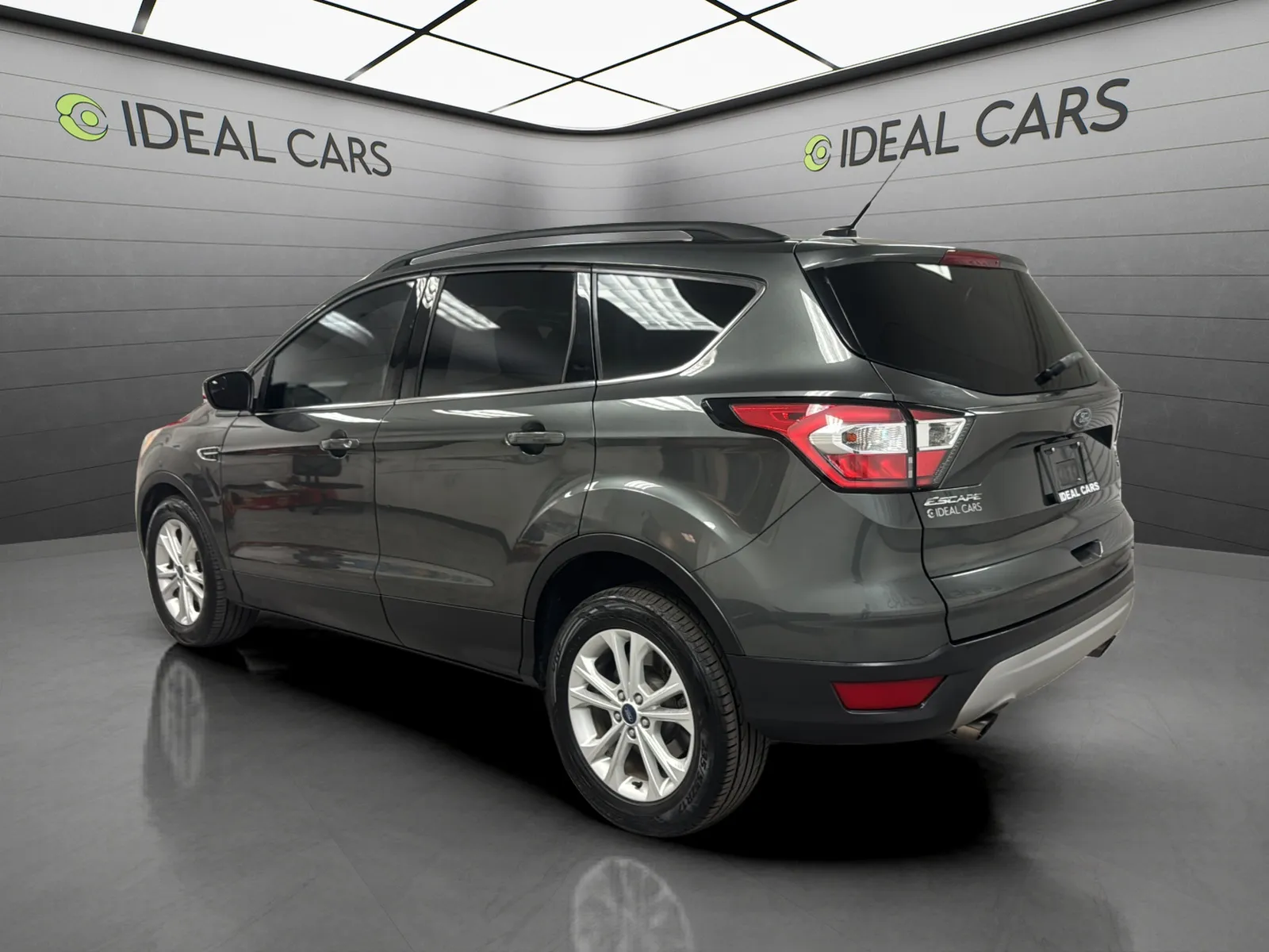 2018 Ford Escape SE's photo