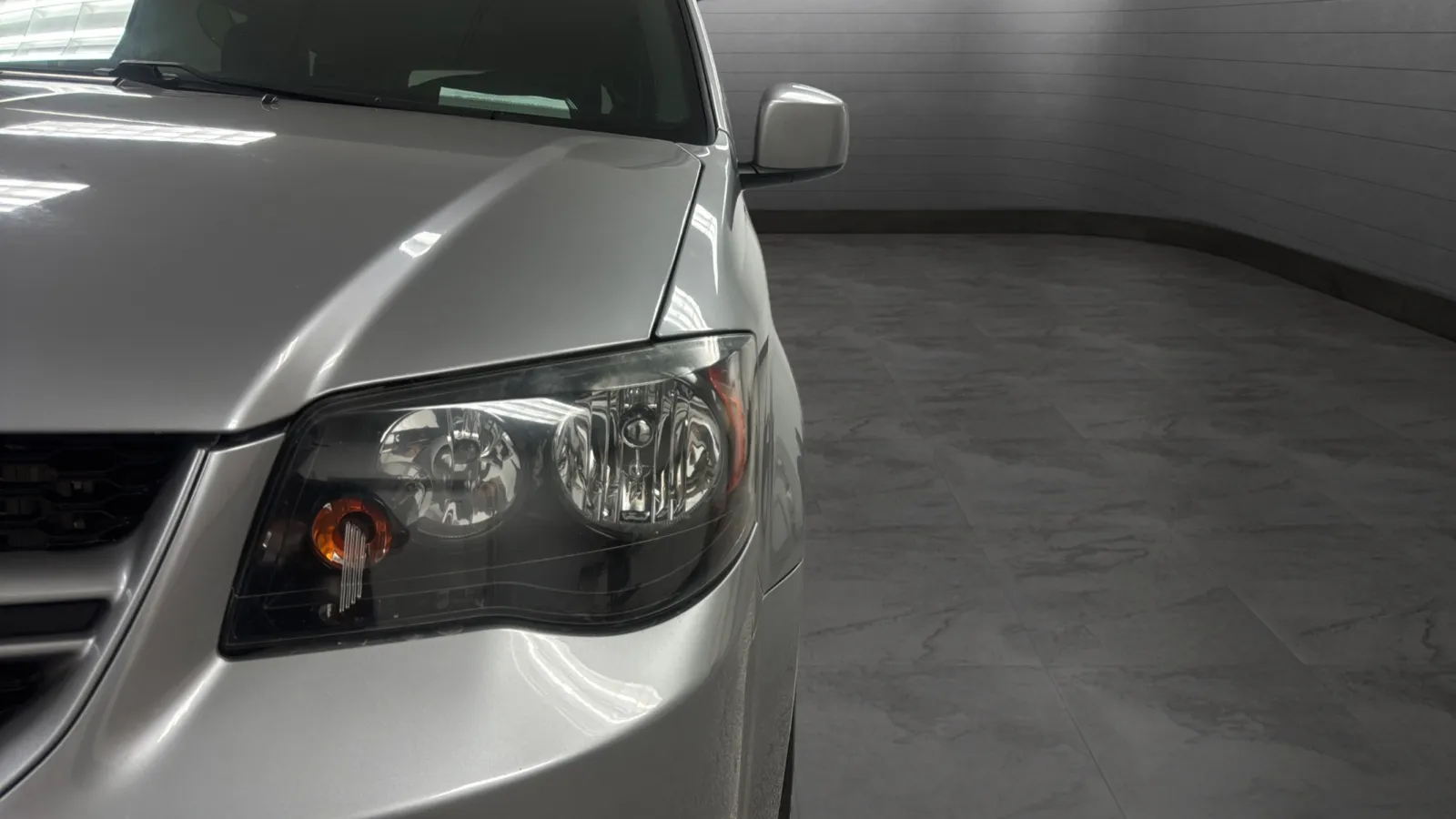 Dodge Grand Caravan photo 29