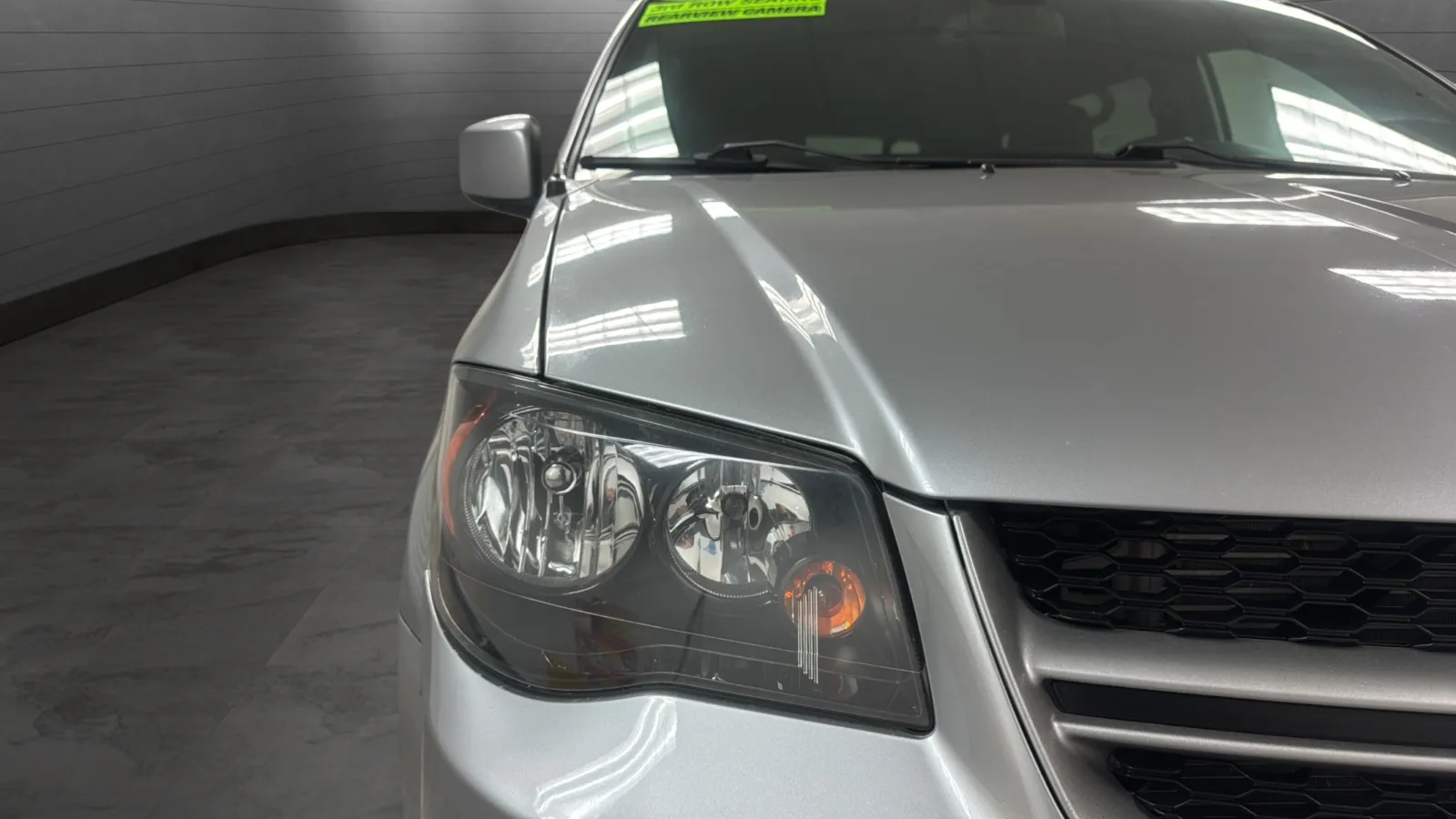 Dodge Grand Caravan photo 30
