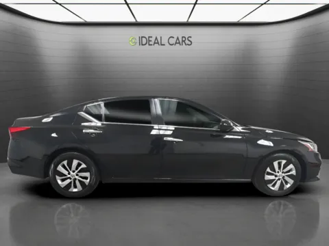 More photos of 2020 Nissan Altima 2.5 S at Ideal Cars - Main Street, AZ