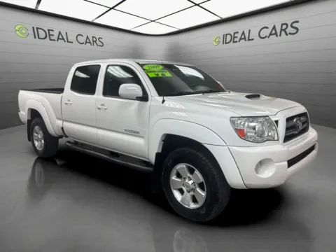 Another view of 2009 Toyota Tacoma PreRunner V6 for sale in Mesa, AZ at Ideal Cars - Main Street