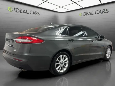 More photos of 2020 Ford Fusion SE at Ideal Cars - Main Street, AZ