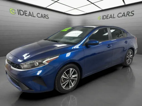 Blue 2022 Kia Forte LXS for sale in Mesa, AZ