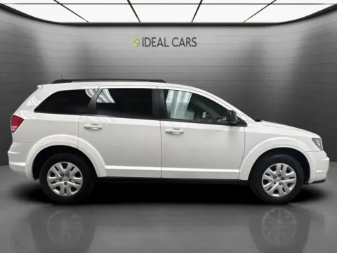 More photos of 2017 Dodge Journey SE at Ideal Cars - Apache Junction, AZ