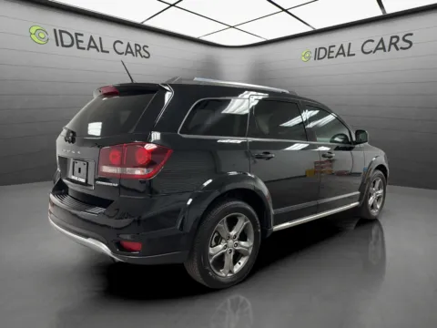 More photos of 2016 Dodge Journey Crossroad Plus at Ideal Cars - Apache Junction, AZ