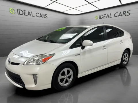 White 2012 Toyota Prius Three for sale in Mesa, AZ