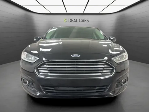 Photos of 2016 Ford Fusion SE for sale in Mesa, AZ at Ideal Cars - Main Street