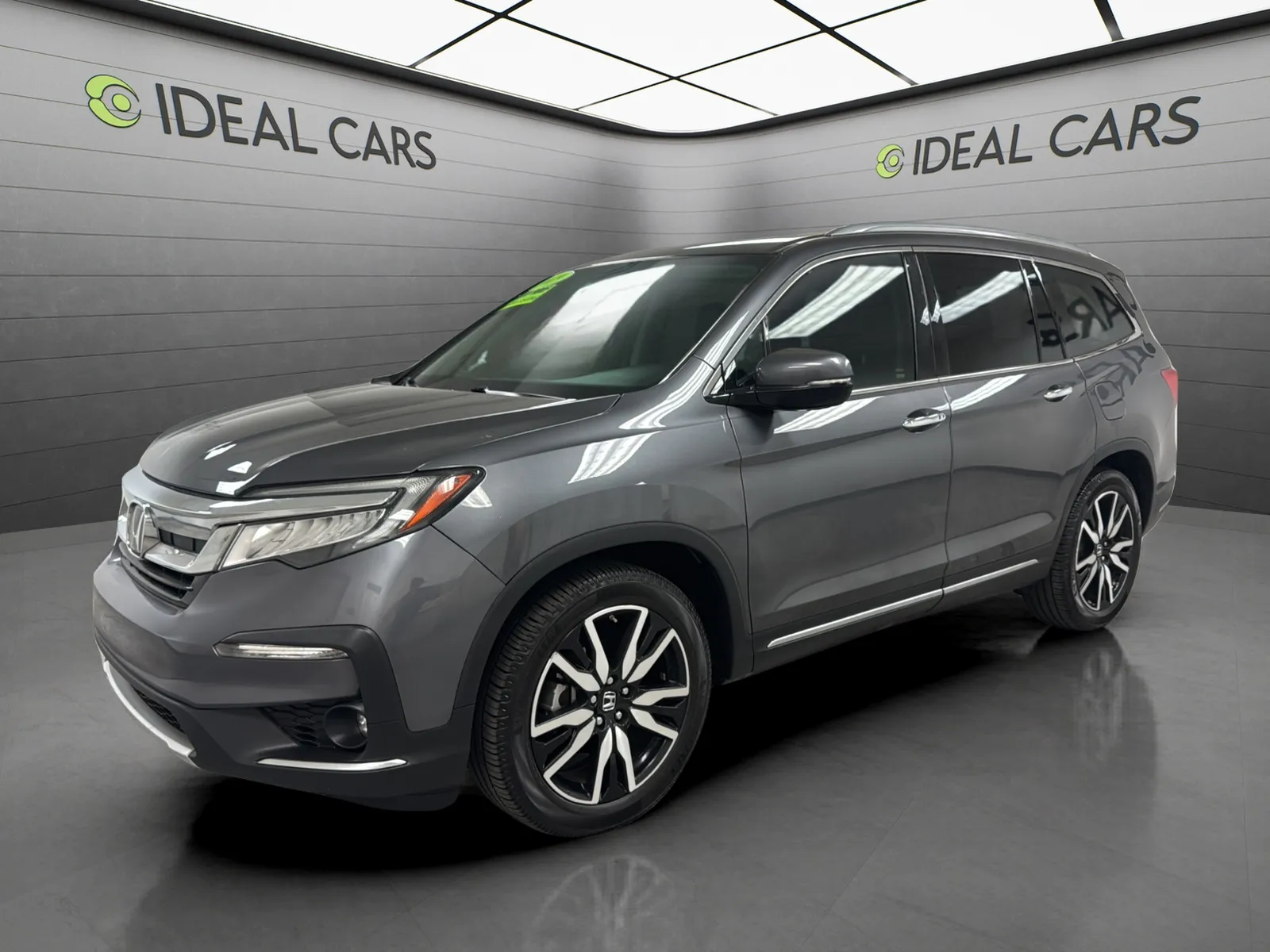 Gray 2019 Honda Pilot Touring for sale in Mesa, AZ