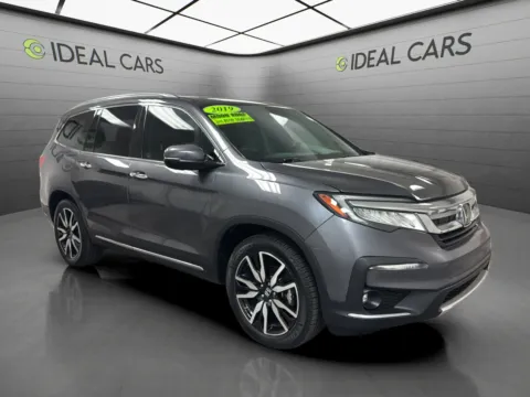 Another view of 2019 Honda Pilot Touring for sale in Mesa, AZ at Ideal Cars - Main Street