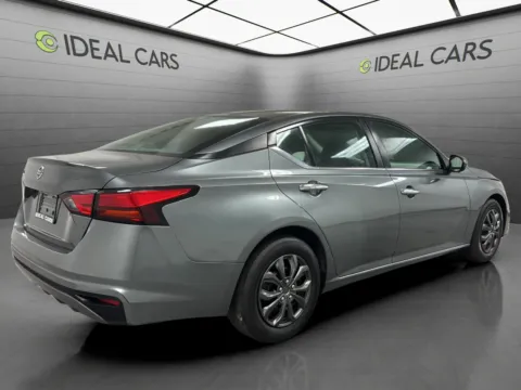 More photos of 2021 Nissan Altima 2.5 S at Ideal Cars - Main Street, AZ