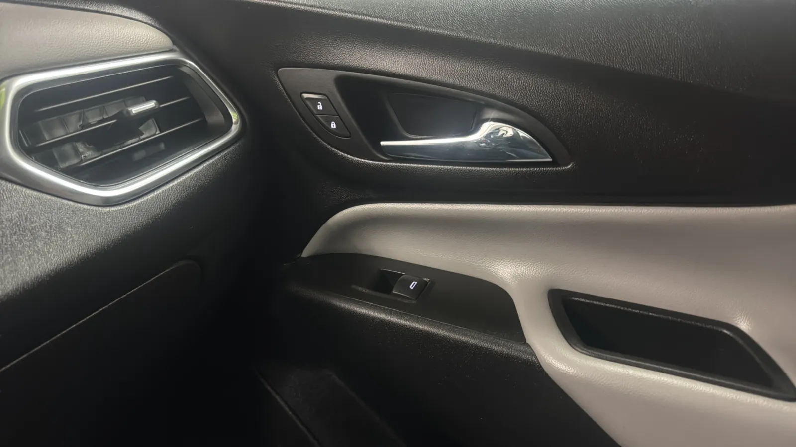 Chevrolet Equinox photo 17