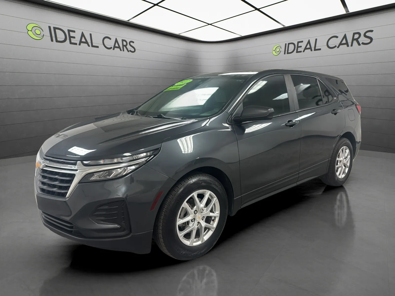 Gray 2022 Chevrolet Equinox LS for sale in Mesa, AZ