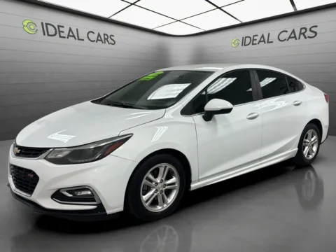 White 2016 Chevrolet Cruze LT Auto for sale in Mesa, AZ