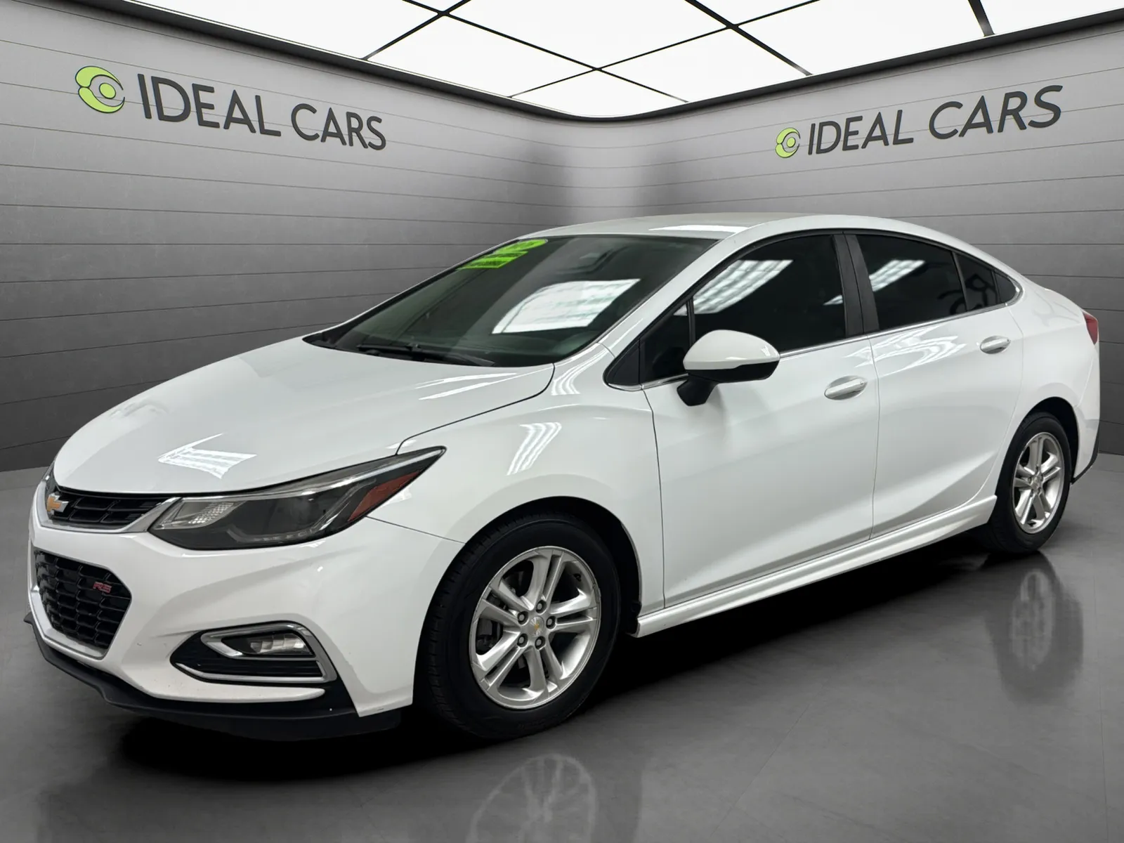 White 2016 Chevrolet Cruze LT Auto for sale in Mesa, AZ