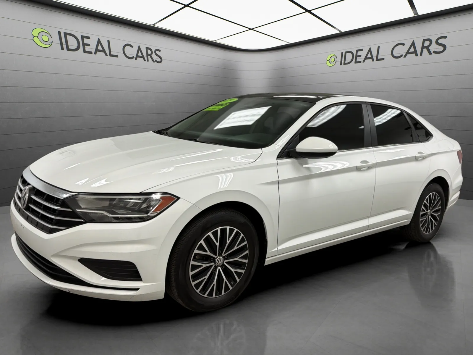 White 2019 Volkswagen Jetta R-Line for sale in Mesa, AZ