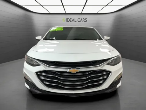 Photos of 2022 Chevrolet Malibu LT for sale in Mesa, AZ at Ideal Cars - Main Street
